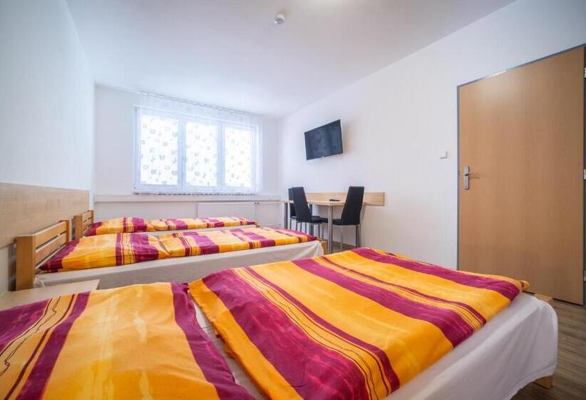 فندق U Nádraží