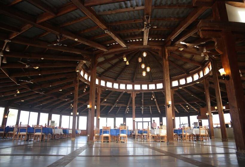 Laguna Beach Marsa Resort