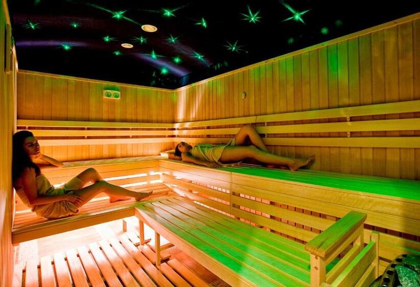 Malinowy Dwór Hotel Medical Spa