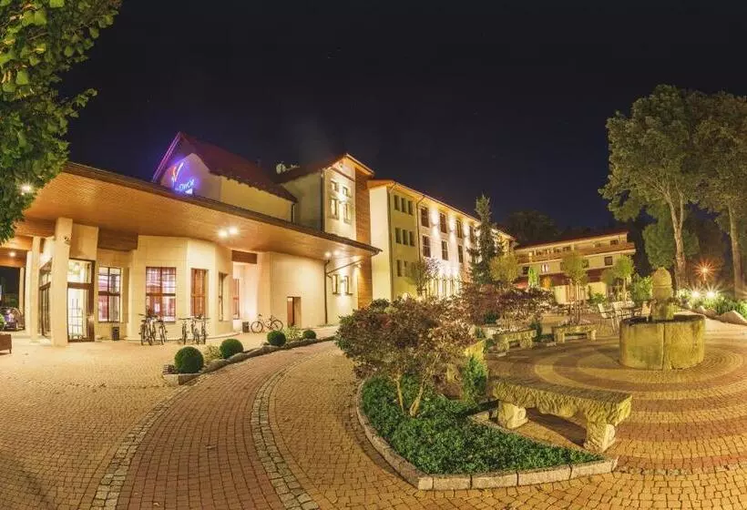 Malinowy Dwór Hotel Medical Spa