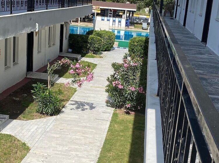 The Palm Club Apart Otel