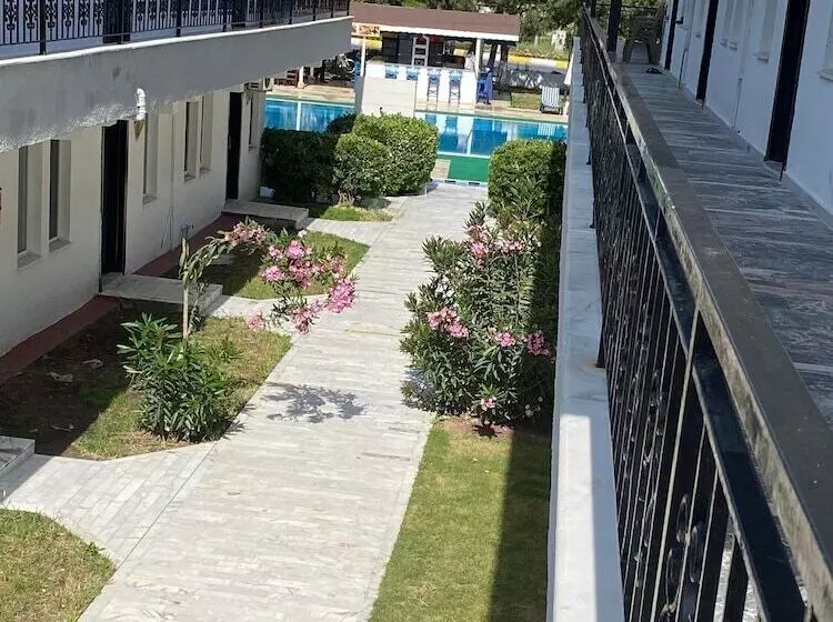 The Palm Club Apart Otel