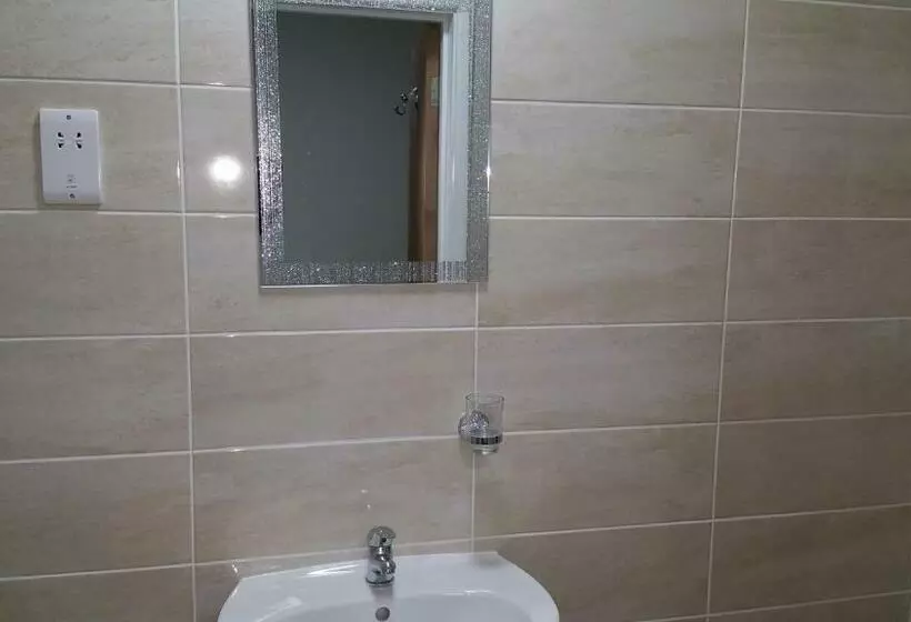 Majatalo The Oxford House