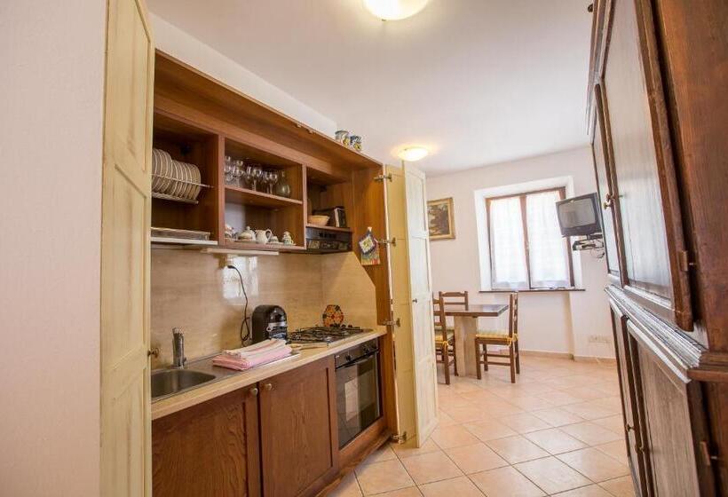 בית מלון כפרי Agriturismo La Manonera