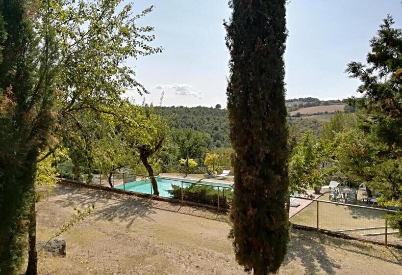 בית מלון כפרי Agriturismo La Manonera