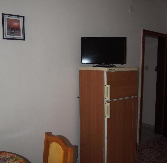 بنسيون Keni Guest House