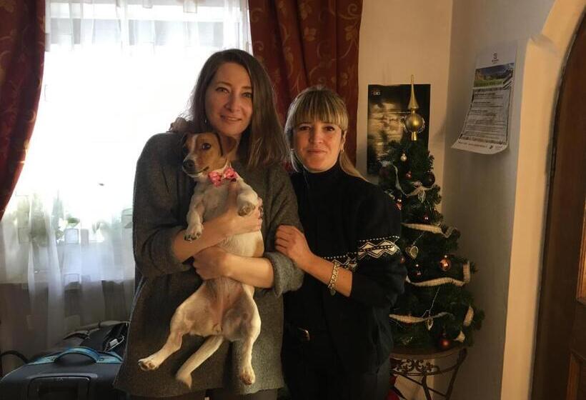 住宿加早餐 Garní Nëidia