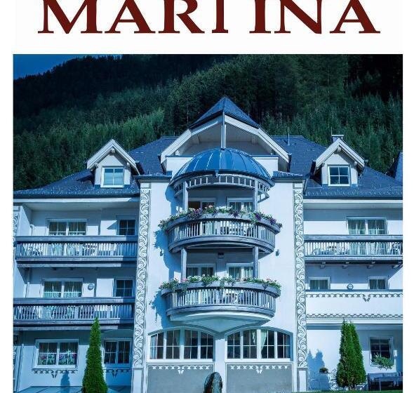 تختخواب و صبحانه Garni Martina