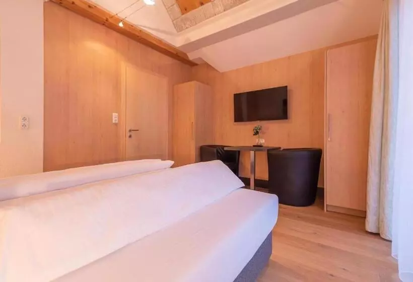 Bed and Breakfast Garni Martina