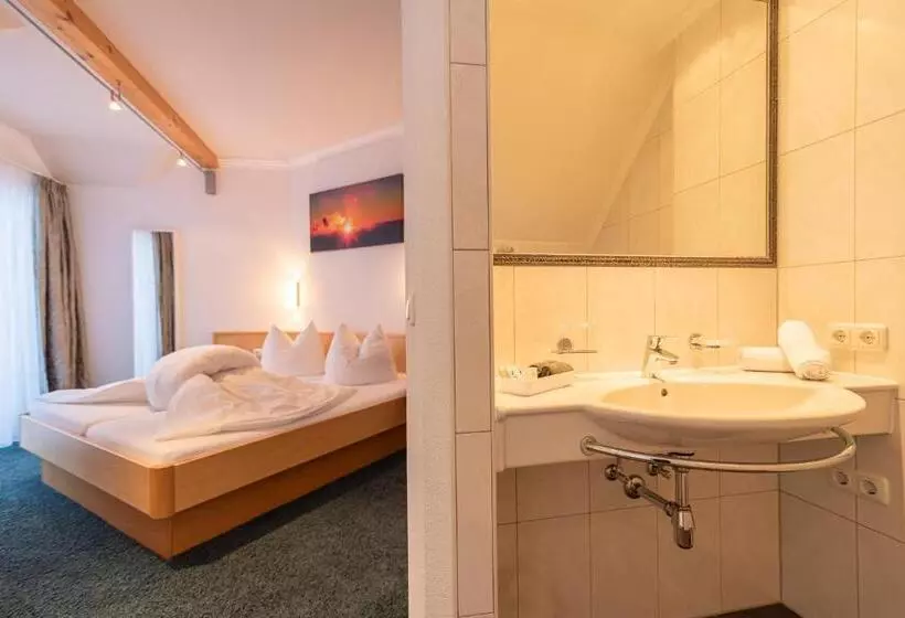 Bed and Breakfast Garni Martina