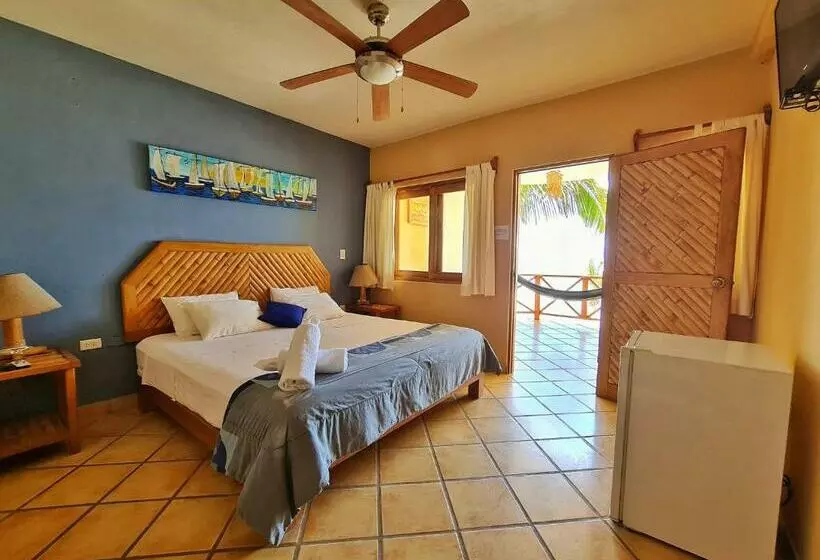 Hotelli Mancora Beach