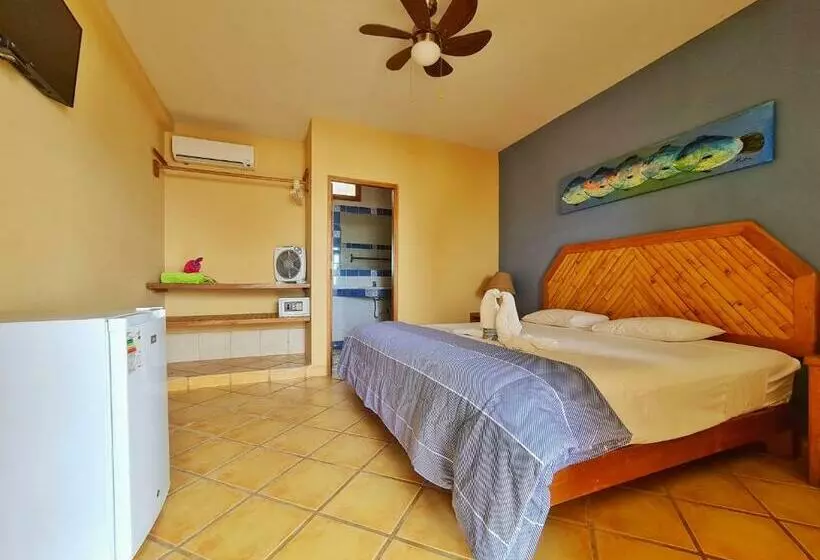 Hotelli Mancora Beach