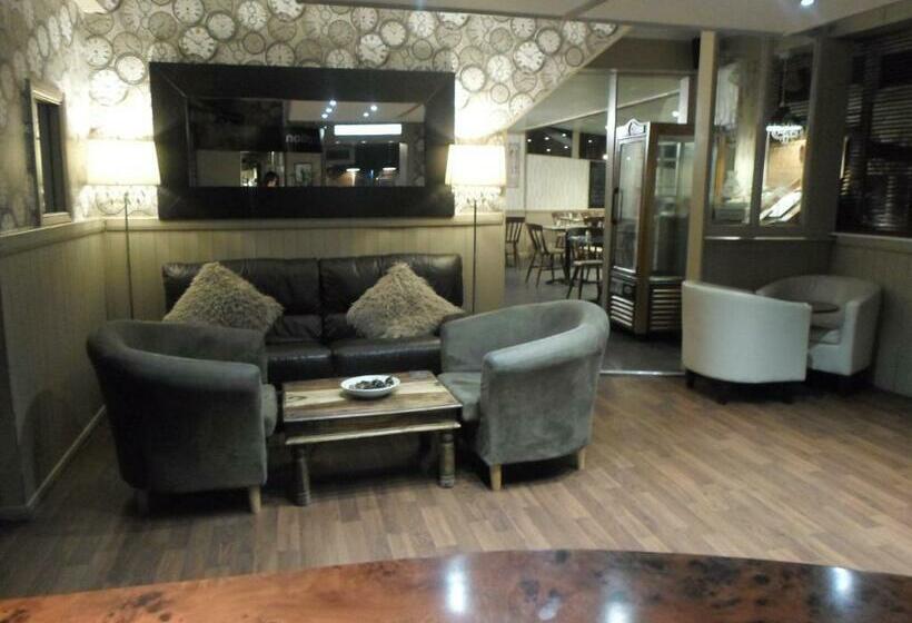 Отель Station Inn