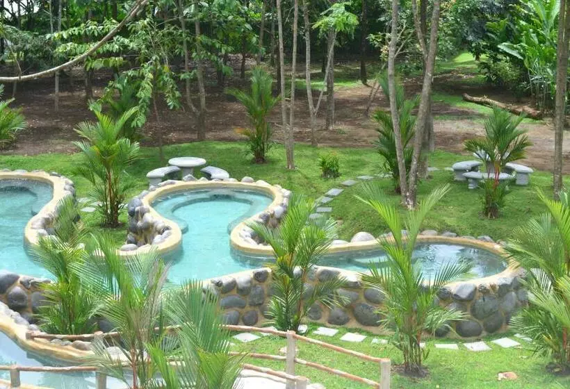 Volcano Lodge, Hotel & Thermal Experience