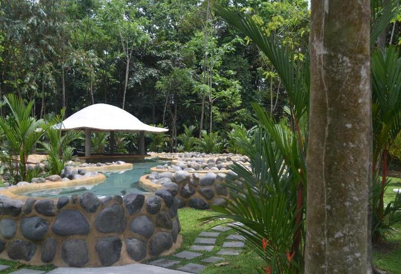 Volcano Lodge, Hotel & Thermal Experience