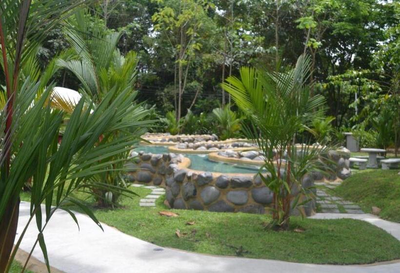 Volcano Lodge, Hotel & Thermal Experience