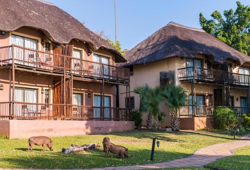 استراحتگاه Chobe Marina Lodge