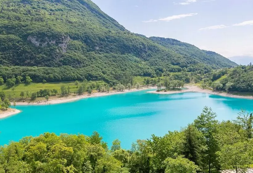 Casa Tra Borgo E Lago   Happy Rentals