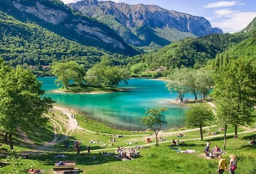 Casa Tra Borgo E Lago   Happy Rentals