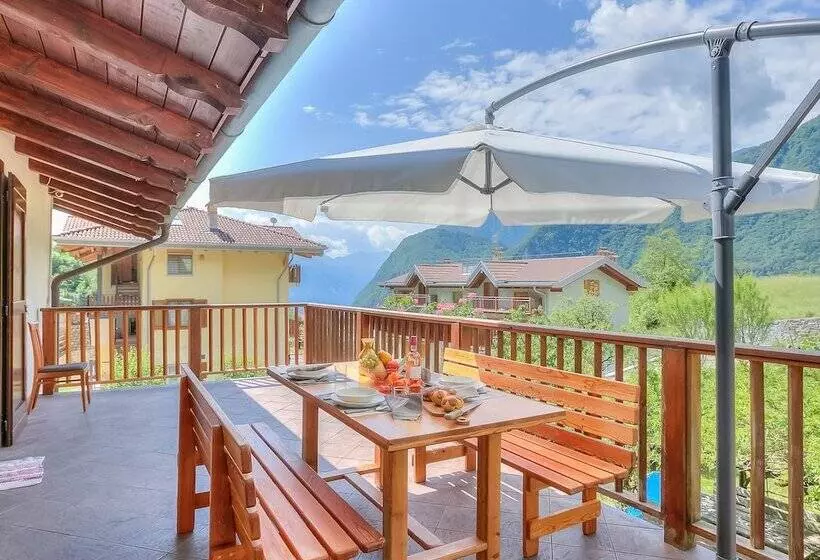 Casa Tra Borgo E Lago   Happy Rentals