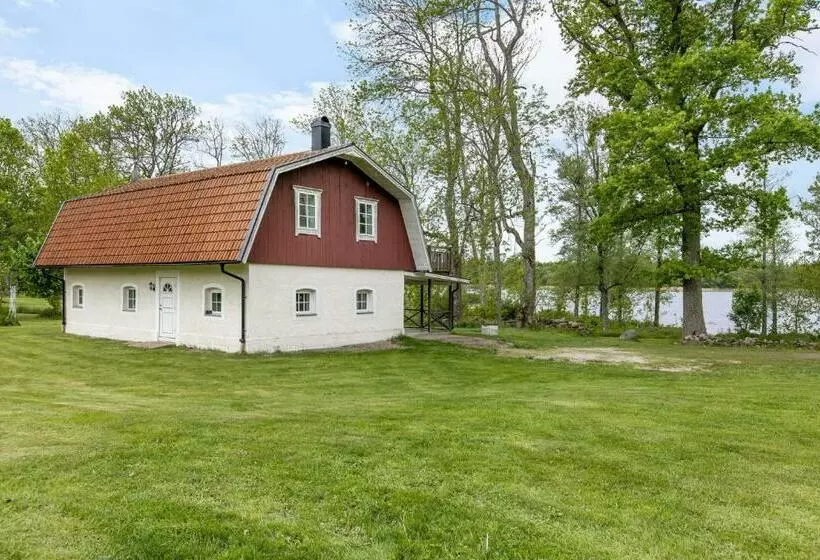 Large Holiday Home At Bolmstad Sateri By Lake Bolmen