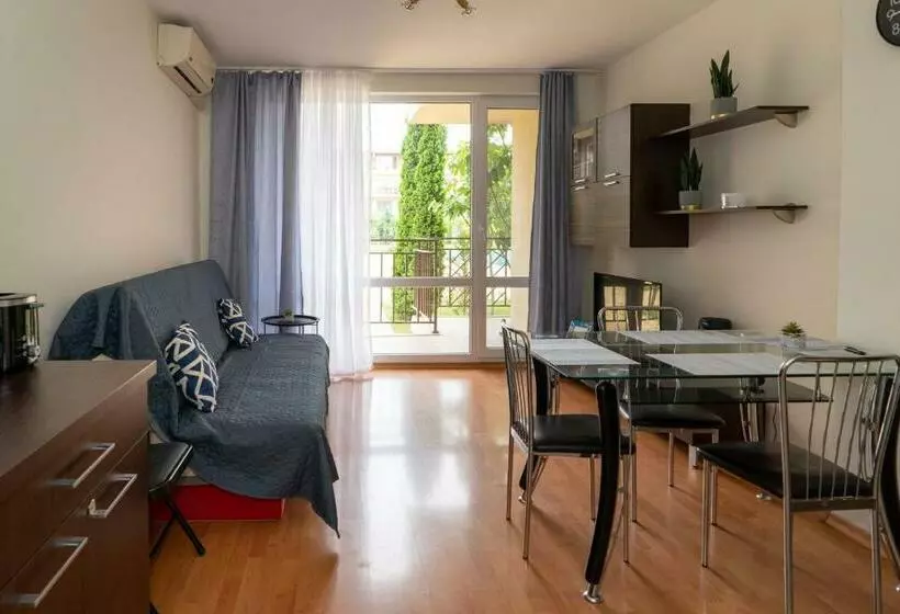 Apartament Fort