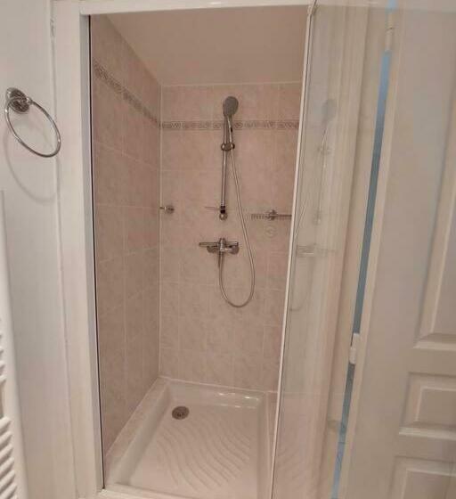 Appartement T3 Agréable, Proche Centre Et Plage