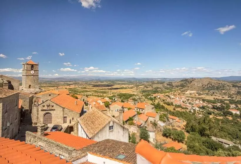 Casa Das 10 Janelas @ Monsanto