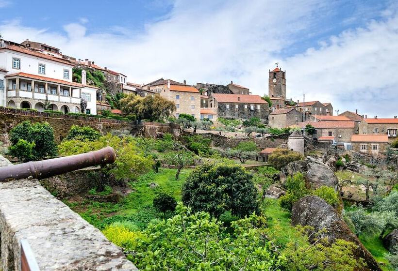 Casa Das 10 Janelas @ Monsanto