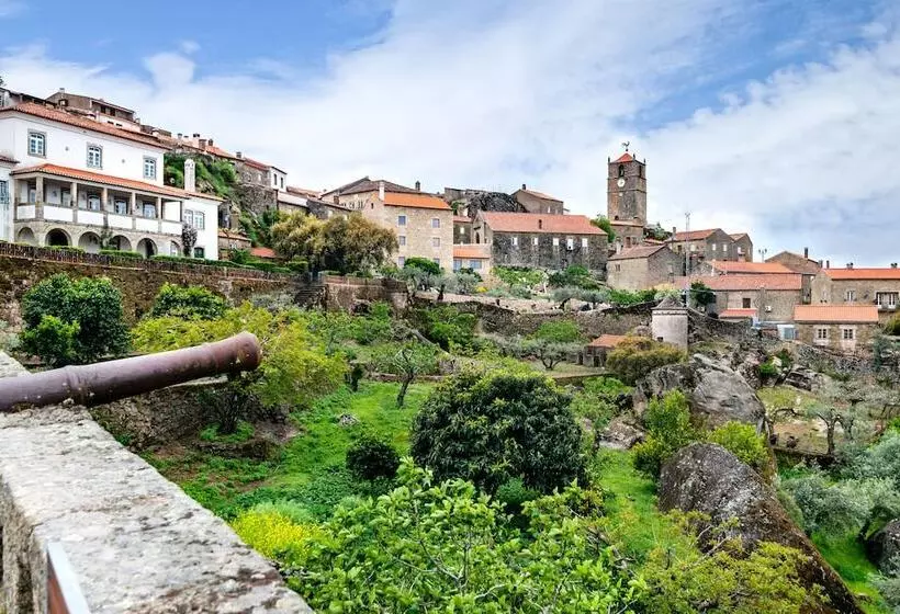 Casa Das 10 Janelas @ Monsanto