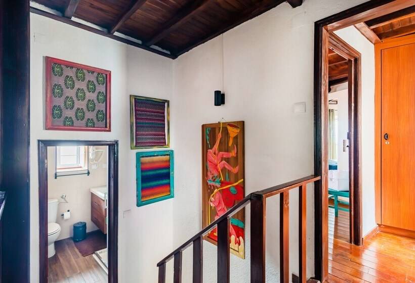 Casa Das 10 Janelas @ Monsanto