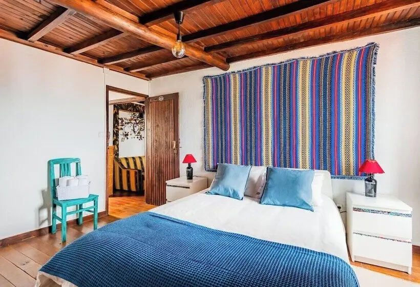 Casa Das 10 Janelas @ Monsanto