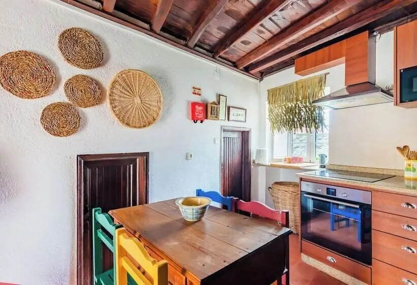 Casa Das 10 Janelas @ Monsanto