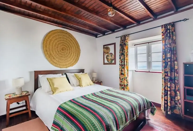 Casa Das 10 Janelas @ Monsanto