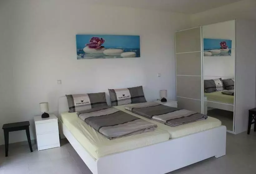 Ferienwohnung Salem Am Schloßsee