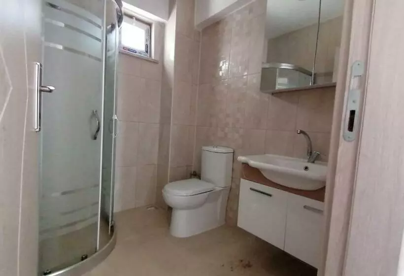 Karaca Evleri