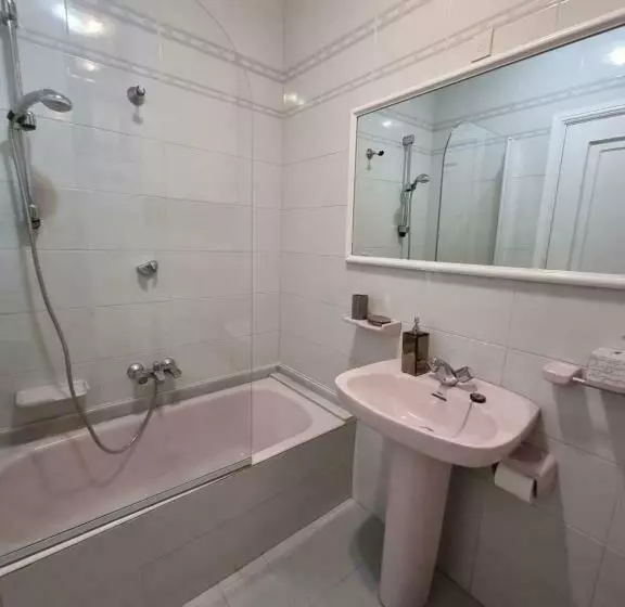 Piso De 3 Habitaciones A 3 Minutos De La Playa