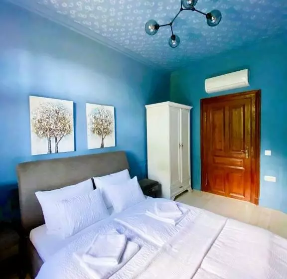 Segesdy Villa