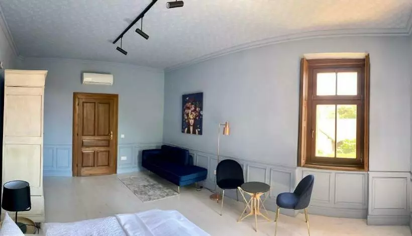Segesdy Villa