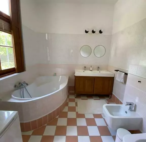 Segesdy Villa