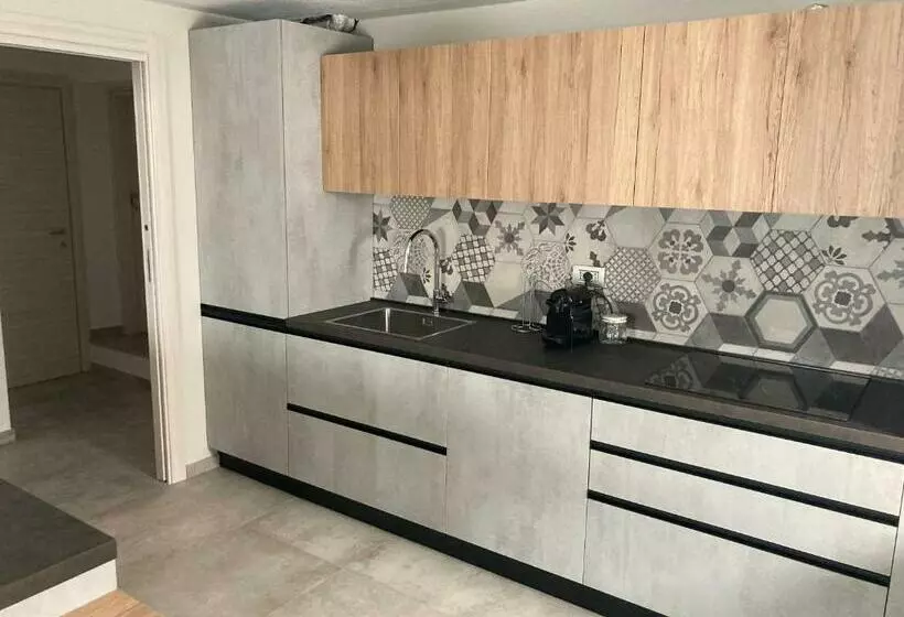 Senin House