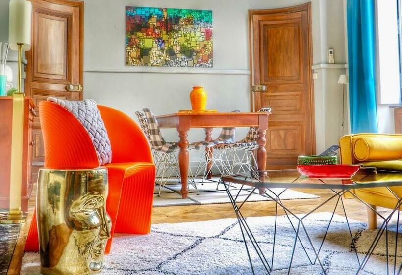 4 Star Carcassonne Historic Duplex Air Conditioned Apartement D`églantine