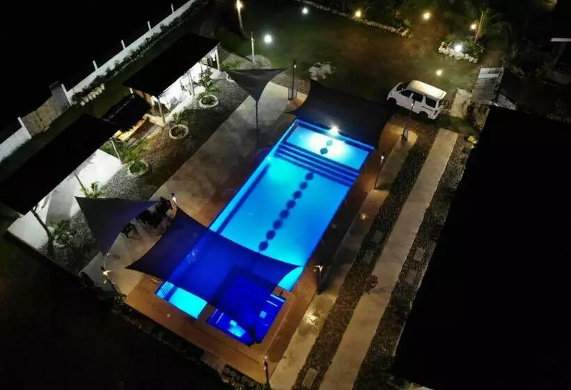 Casa James Apartment, Rooms , Pool And Restaurant