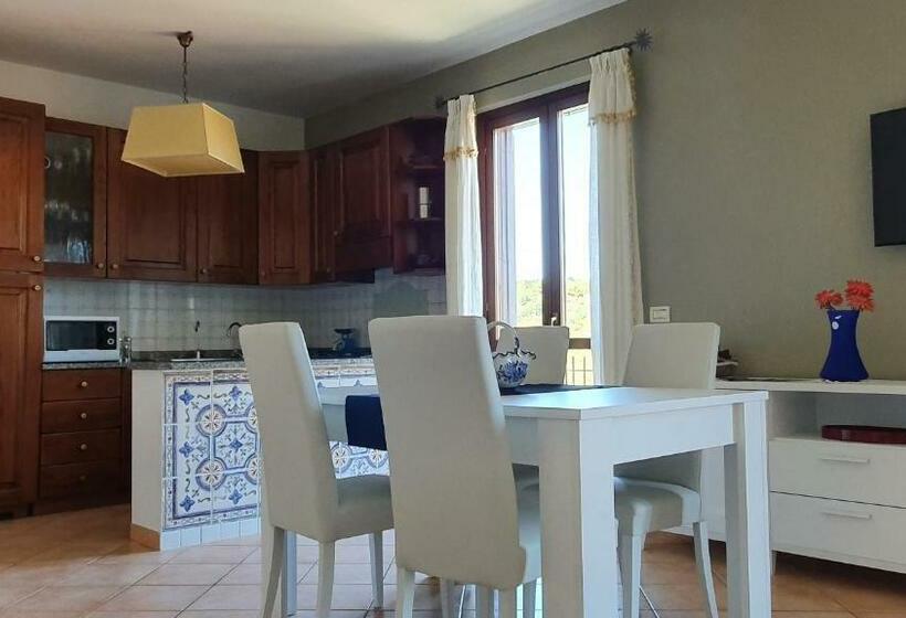 Delizioso Appartamento A Capalbio Con Vista