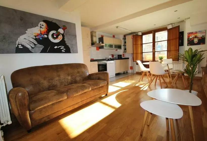 Monkeys House