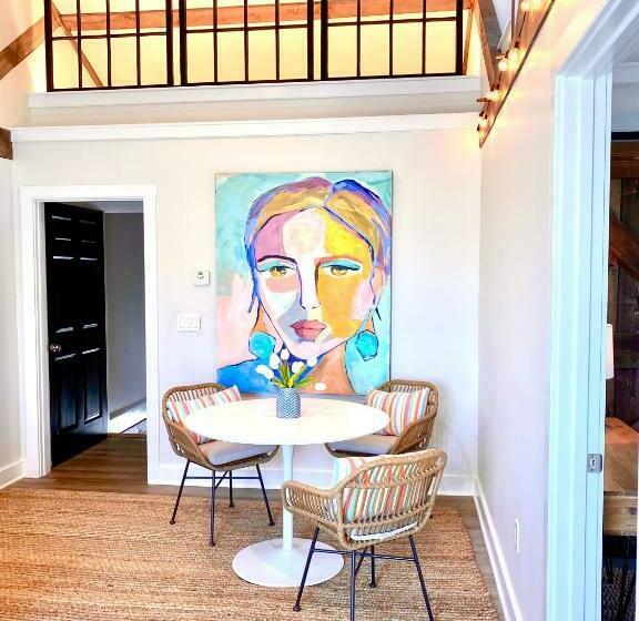 Serene Waterfront Studio In Downtown Portsmouth