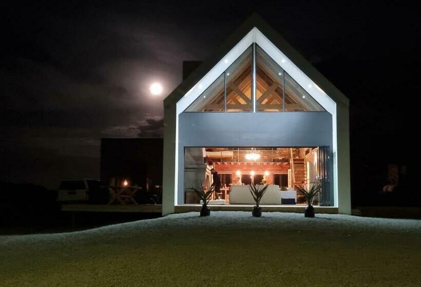 Skye Coastal House Beachfront Living