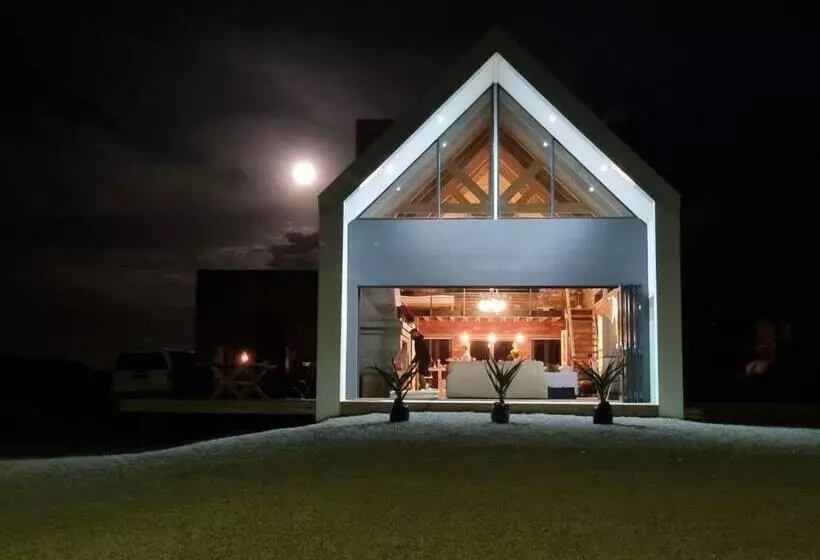 Skye Coastal House Beachfront Living