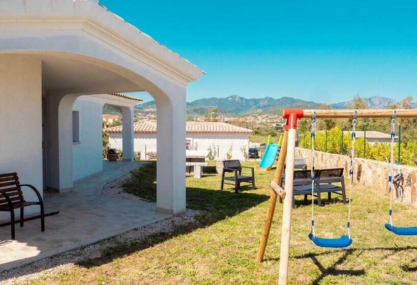 Villetta Di Recente Costruzione 700mt Dalla Spiaggia By Budoniaffitti