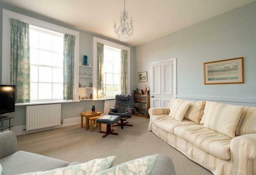 4 Crespigny House Aldeburgh Coastal Cottages